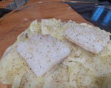 Foto del paso 5 de la receta: Bacalao al horno, con patatas y cebolla