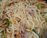 A picture of step 8 of Easy Lunch: Stir-Fried Udon with Oyster Sauce.