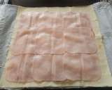 Foto del paso 6 de la receta: Pizza de hojaldre con pavo y atún