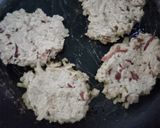 Foto del paso 2 de la receta: Panqueques de avena y manzana rallada