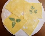 Foto del passaggio 6 della ricetta Raviolo aperto