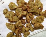 A picture of step 5 of Cauliflower fritters.