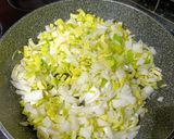 Foto del paso 1 de la receta: Pastel de Puerros y Calabacín