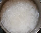A picture of step 5 of Orange ice cream with faluda.
