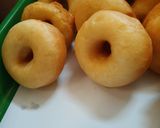 Foto langkah ke 2 dari resep Donat sederhana.