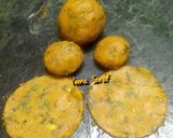 A picture of step 3 of Basan ki poori.