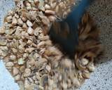 Foto langkah ke 4 dari resep Nasi Tim Ayam Jamur.