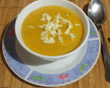 Foto del paso 6 de la receta: Crema de calabaza y zanahoria con rulo de cabra