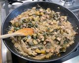 Une image de l'étape 13 de Gratin de blettes et courgette au porc et parmesan.