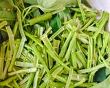 Foto langkah ke 2 dari resep Tumis Kangkung Belacan.