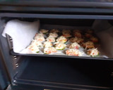Foto del paso 5 de la receta: Mini pizza de calabacín