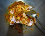 Foto langkah ke 3 dari resep Ayam Betutu Daun Singkong.
