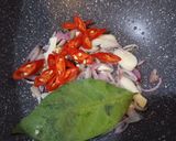 Foto langkah ke 2 dari resep Tumis Labu Siam, Jagung Manis & Jagung Semi.