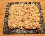 A picture of step 4 of Cooking Papa's Original Onigirazu.