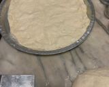 Foto del passaggio 4 della ricetta Pizza Semi Integrale con Salsiccia e Senape Saltata