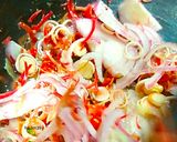 Gambar langkah 7 resipi Salad Telur Asin Thai.