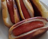 Foto langkah ke 3 dari resep Hot Dog Praktis (Bisa untuk sarapan anak sebelum daring) 😁.