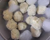 Foto langkah ke 4 dari resep Bakso Tahu Pakcoy.