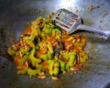 Foto langkah ke 3 dari resep Tumis Pare Bilis (tidak pahit).