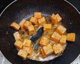 A picture of step 3 of Kadai paneer.