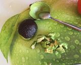 Foto del paso 2 de la receta Ensalada de tomate y aguacate en chupito