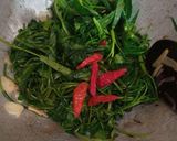 Foto langkah ke 3 dari resep Tumis Kangkung Tahu.
