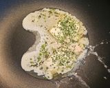 A picture of step 2 of Fettuccine Alfredo.