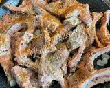 A picture of step 1 of Easy lemon-garlic lamb chops:.