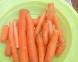 A picture of step 6 of Simple jollifrice with creamy carrot.