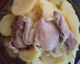 Foto del paso 9 de la receta: Filetes de contramuslo de pollo con patatas!🍗🥔🍴