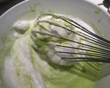 Foto langkah ke 4 dari resep Pandan swiss roll tanpa pengembang.