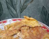 Foto langkah ke 4 dari resep Telur Dadar Teri Medan.