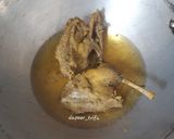 Foto langkah ke 4 dari resep Bebek Goreng Sambal Kencur.