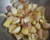 A picture of step 2 of Paneer with Onion.