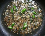 A picture of step 2 of Upma.