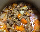 Hình bước làm 5 của món Bò kho (sốt vang)