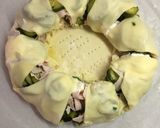 Foto del passaggio 3 della ricetta Corona di zucchine