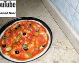 صورة لخطوة 5 من وصفة البيتزا 😋😋