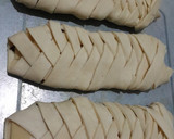 Foto langkah ke 3 dari resep Banana Choco Cheese Strudel.