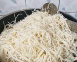 नूडल्स फ्राइड राइस (noodles fried rice recipe in Hindi) रेसिपी चरण 3 फोटो