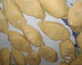 Foto langkah ke 5 dari resep Molen Pisang.
