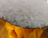 रजवाड़ी मैंगो लस्सी Rajwadi Mango lassi (गर्मियों में ताजगी से भरपूर मैंगो लस्सी बनाएं मात्र 5 मिनट में) रेसिपी चरण 3 फोटो