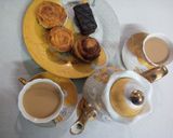 A picture of step 3 of Gur wali chai.