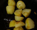 A picture of step 6 of Aloo potol rasa (Odia style potato pointed gourd curry).