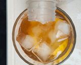 Foto langkah ke 3 dari resep Lemon Iced Tea.