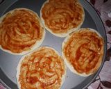 A picture of step 5 of Mini pizza.