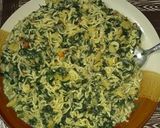 A picture of step 2 of Indo mie with spinach.