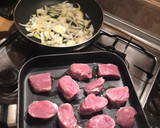 Foto del paso 3 de la receta: Solomillo al Pedro Jiménez con patatas al horno