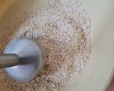 Foto del paso 1 de la receta: Pancitos de avena y cebolla 🧅 sin horno