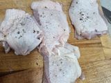 Muslos de Pollo deshuesados a la cerveza